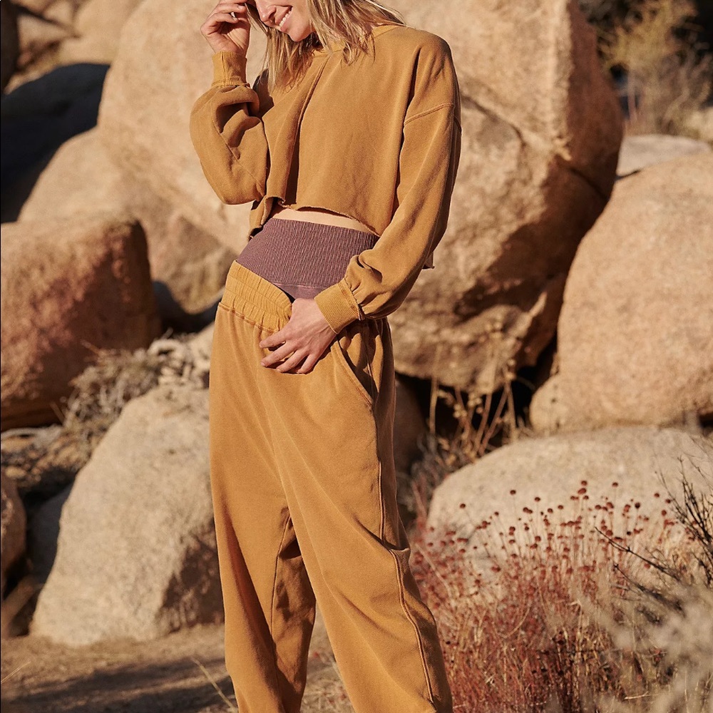 NWT Free People Sweatshirt & Sweatpants Coordinate Set